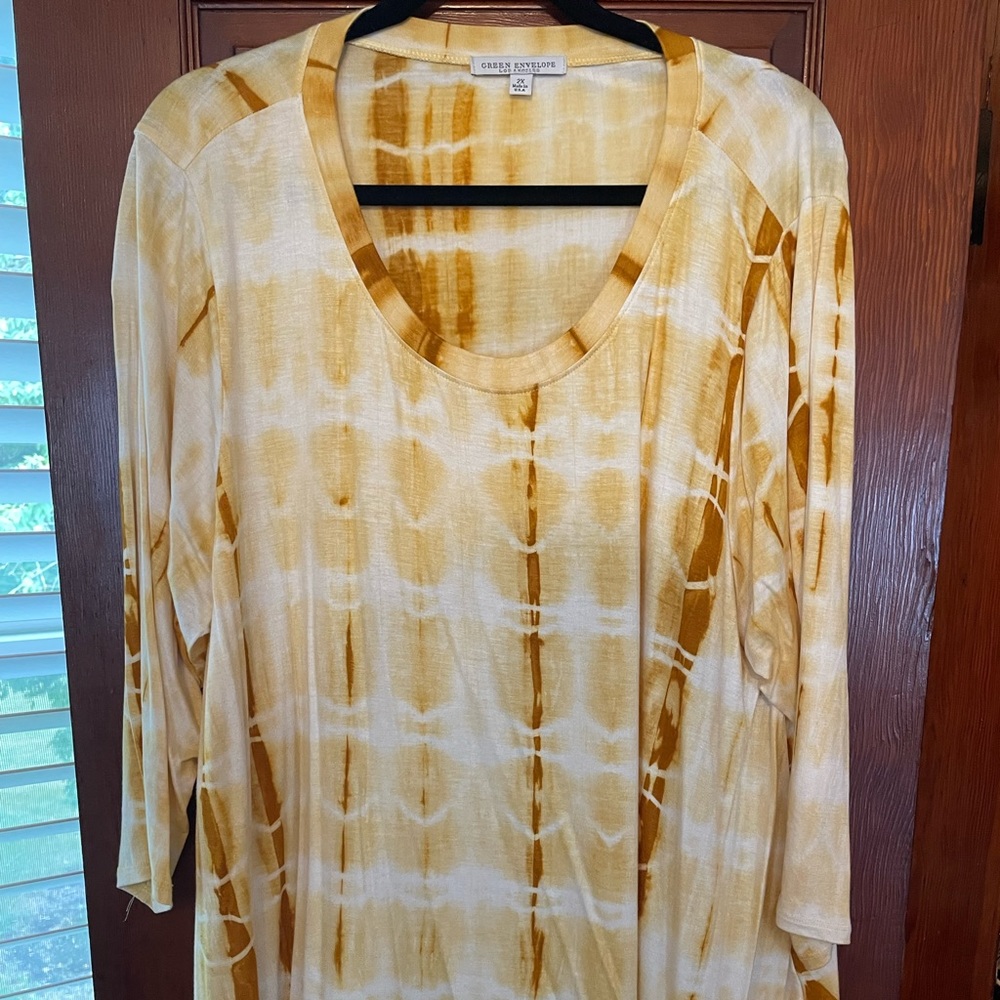 3/4 tie-dye tunic